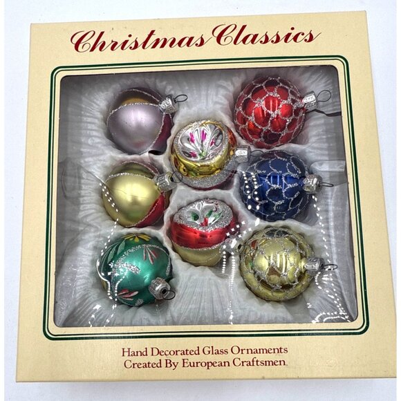 Hand-Decorated Glass Christmas Ornaments Box Set Of 8 With Glitter Accents & Fes - Picture 6 of 7